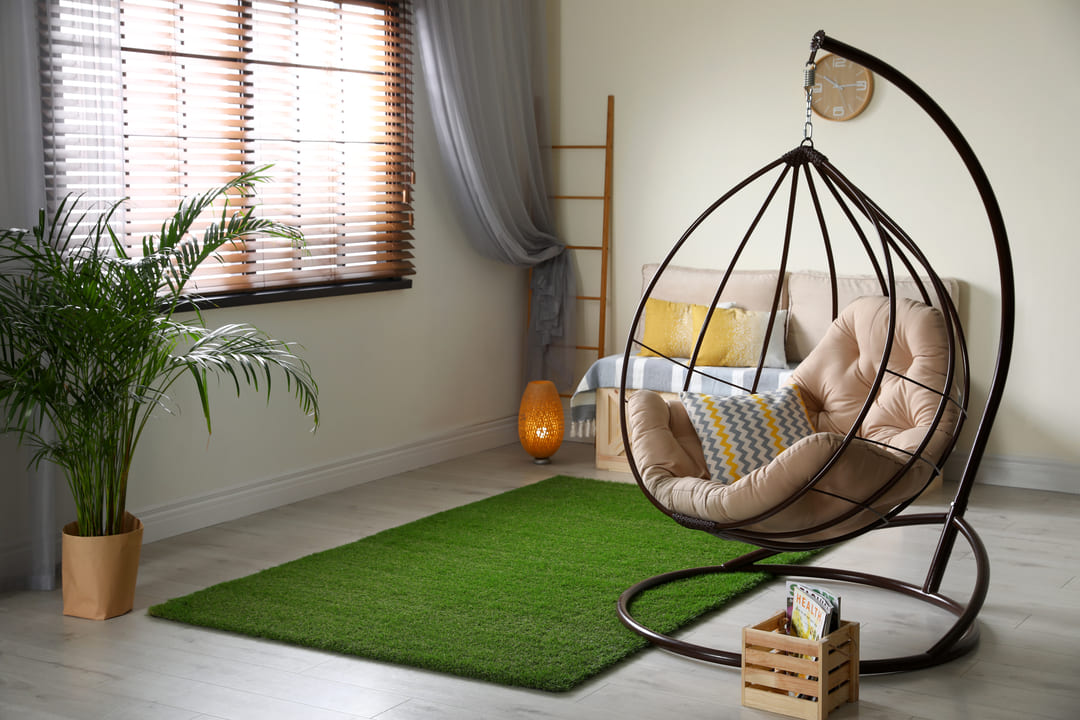 5 formas creativas de transformar tu espacio exterior con césped artificial que te encantará